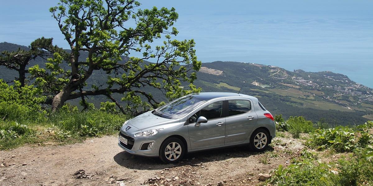 Фото Петра Баканова и Peugeot