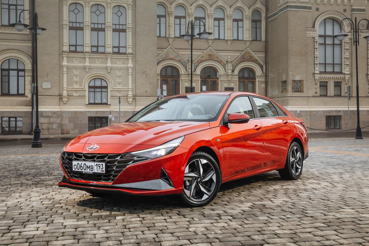 Тест Hyundai Elantra: тайна загадочного кружка