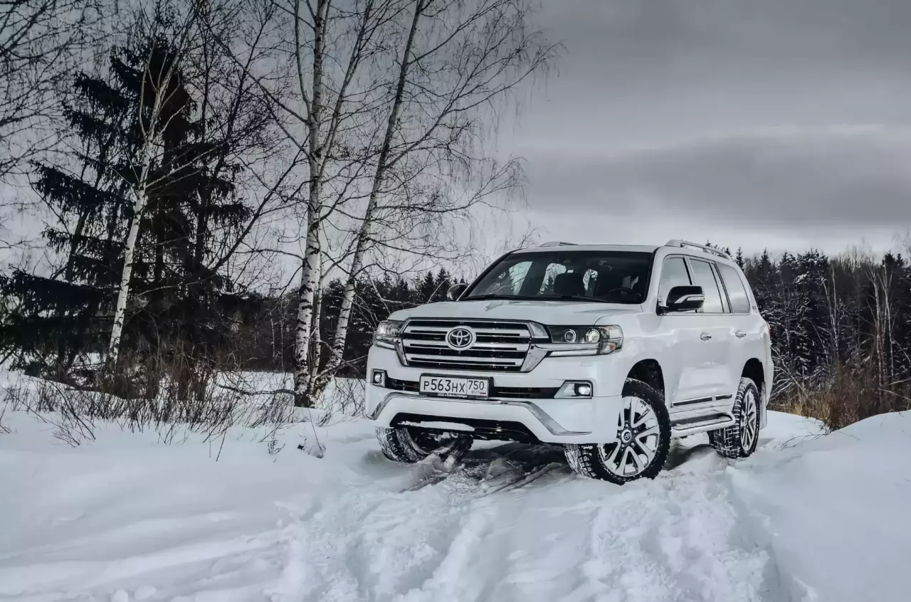 Toyota Land Cruiser 200