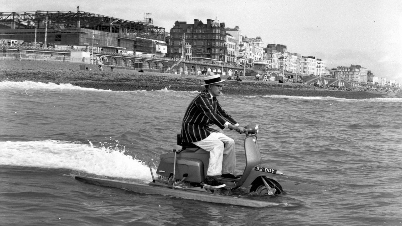 Водный мотоцикл. Буквально