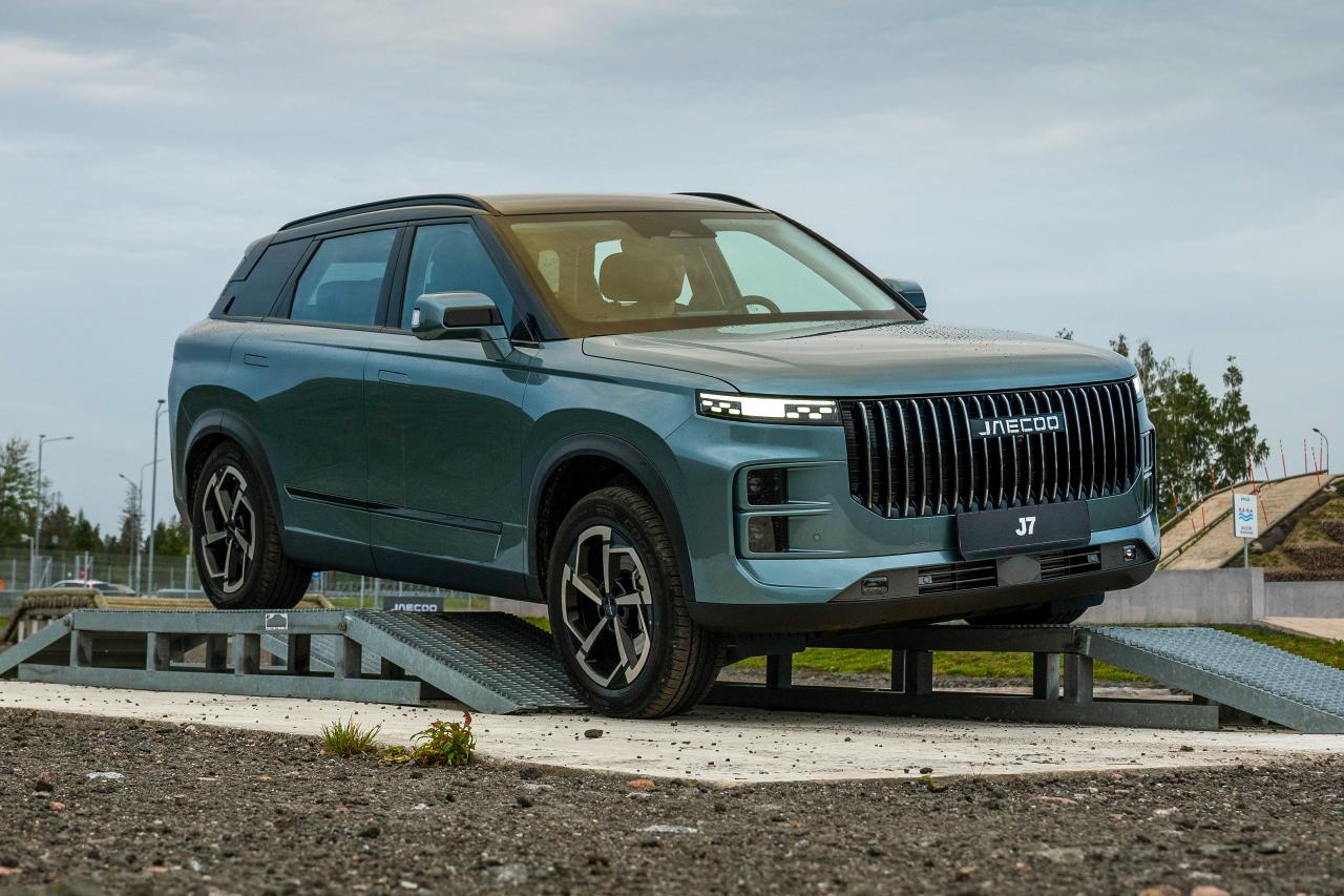 Jaecoo J7: всё что надо знать о новом кроссовере
