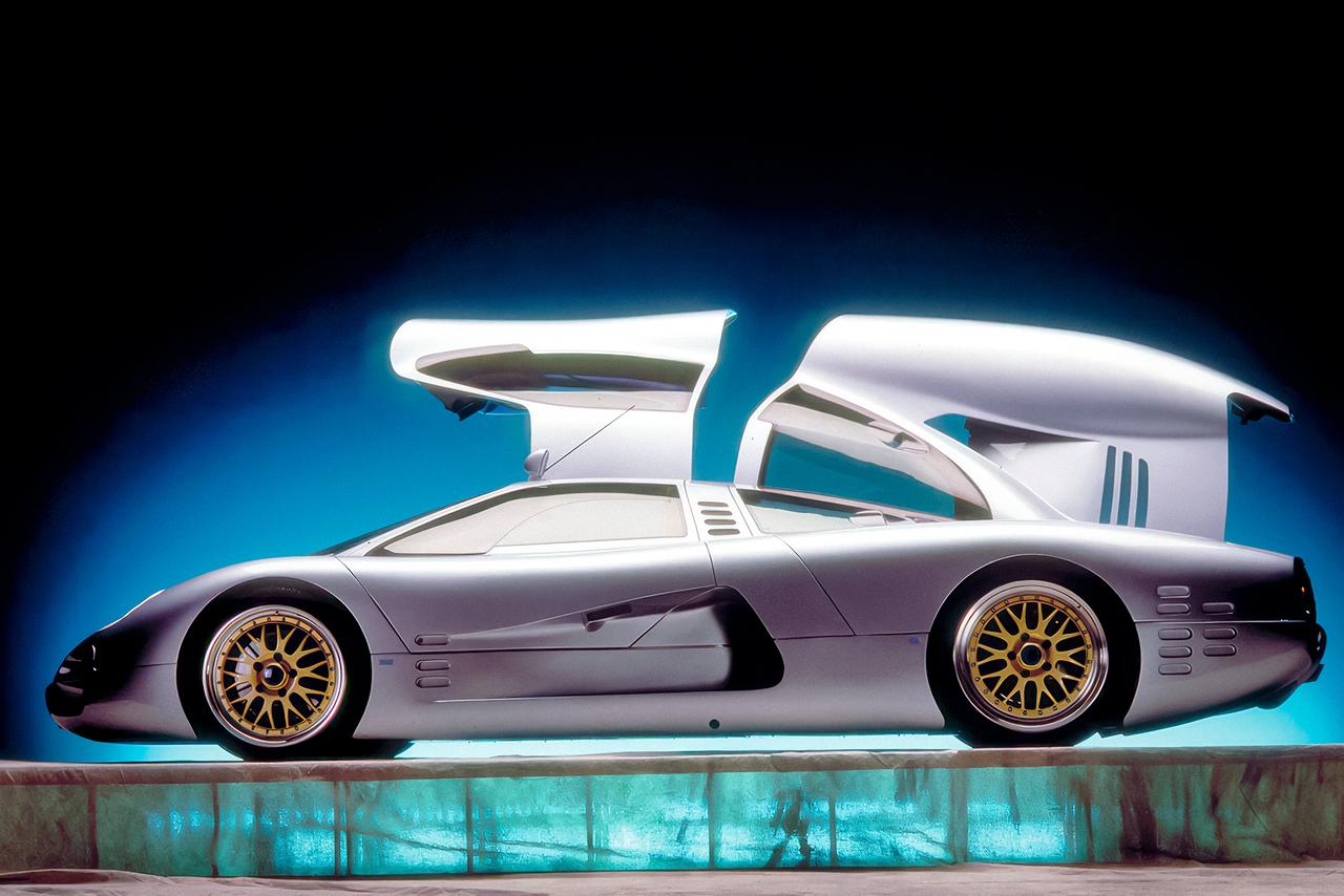 Isdera Commenadore 112i