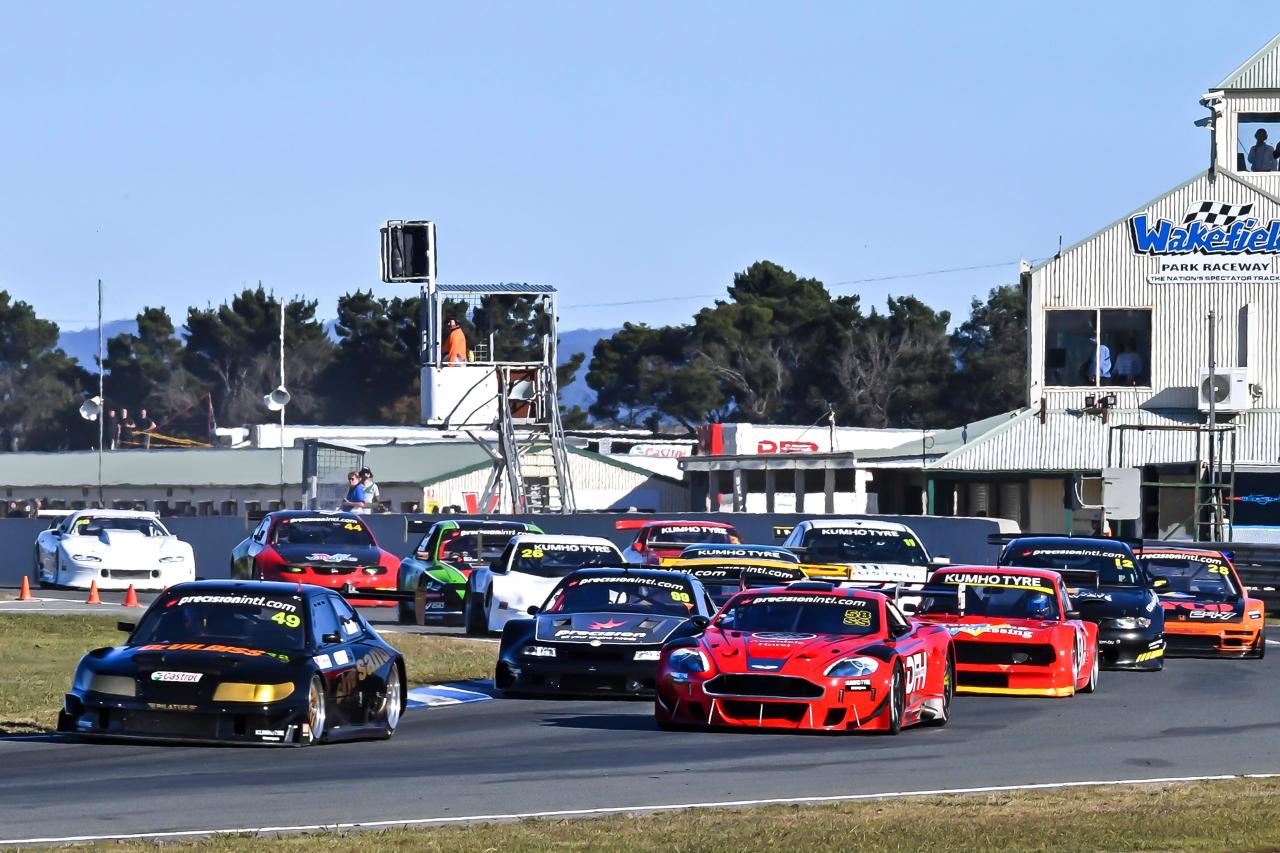 Отцы против детей: автоспорт с другого края планеты