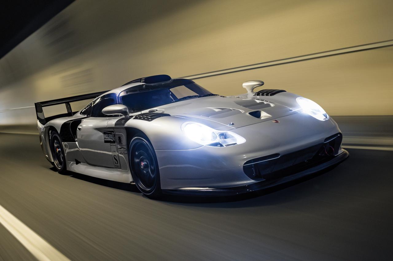 Мощнейшие автомобили 90-х годов