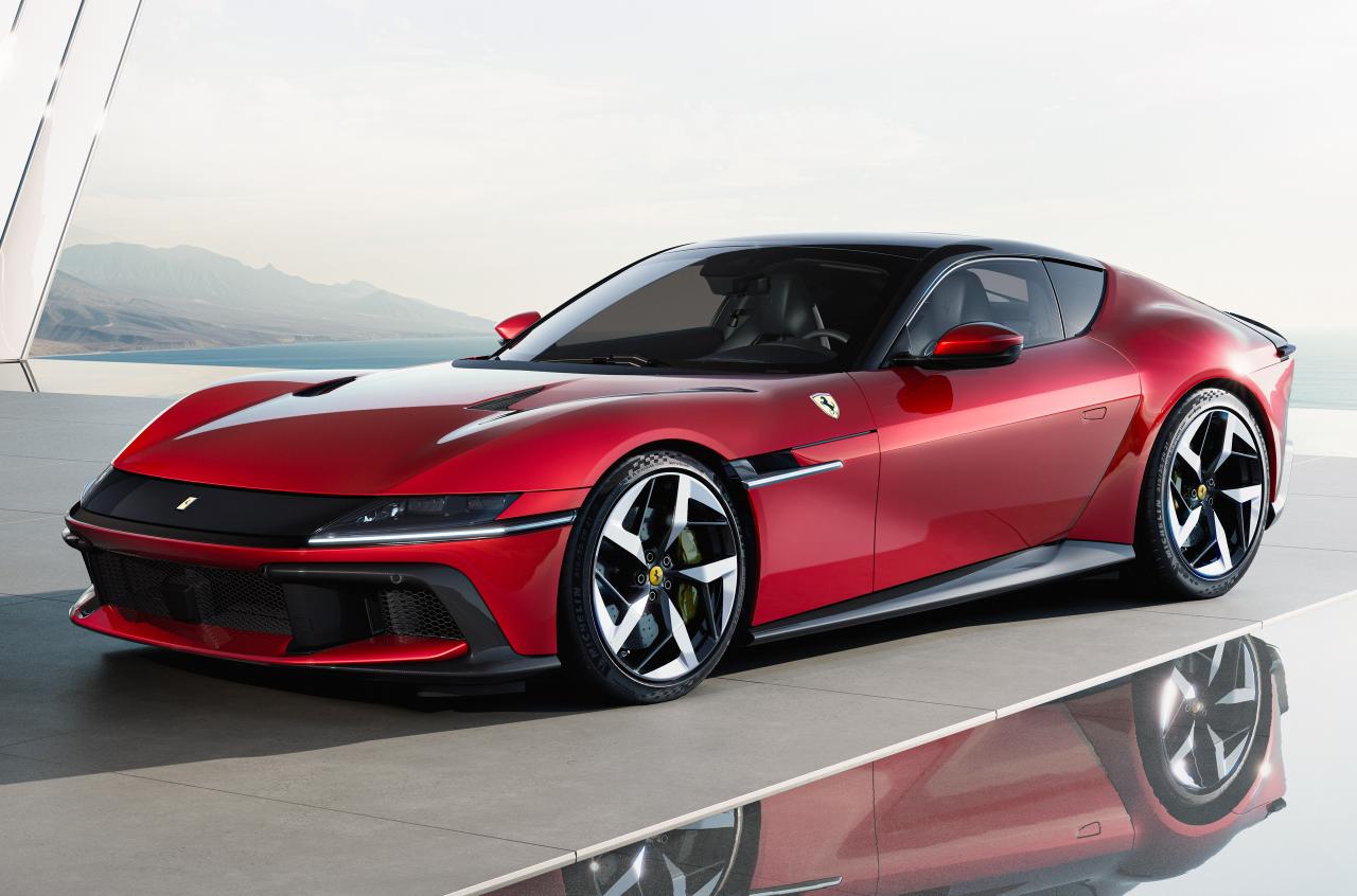 Ferrari 12Cilindri: преемник 812 Superfast с атмосферным мотором