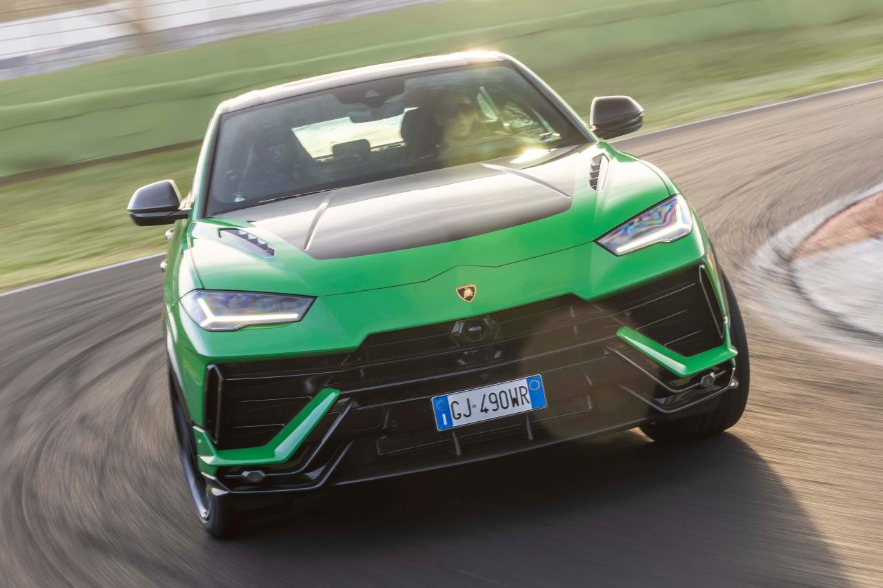 Очень мощные и быстрые: кроссоверы «старой школы»