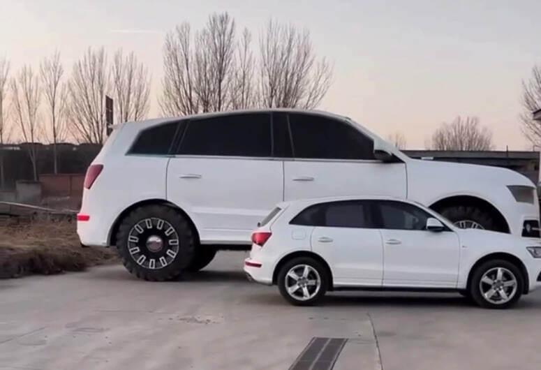 Гигантский гигантский кроссовер Audi Q5 Pro Max Gulliver