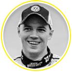 Темная лошадка