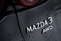 На некоторых рынках есть Mazda3 [с полным приводом](https://motor.ru.net/news/newmazda3-28-11-2018.htm). Но нам таких машин не видать, как и новейших моторов Skyactiv-X со сверхвысокой степенью сжатия 16,3:1 и приводным нагнетателем.