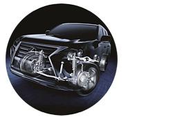 Система KDSS – это активные стабилизаторы поперечной устойчивости. Гидрозамки размыкаются при рассогласовании ходов подвески одного борта, что увеличивает ход колес, и замыкаются, чтобы уменьшить крены на ровной дороге.