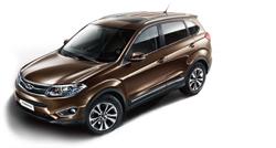 Tiggo 5 достаточно крупный автомобиль: он больше VW Tiguan и Renault Duster, и чуть короче Ford Kuga. Его габаритная длина составляет 4505 мм, ширина — 1841 мм, а высота – 1740 мм. Колесная база кроссовера — 2610 мм. Duster на 190 мм короче, на 19 мм уже и на 115 мм ниже, но колесная база у «француза» больше на 63 мм.