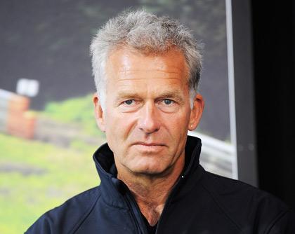 Водителем Ring Taxi на специально подготовленных XJ Supersport с каркасом безопасности или XKR Cabrio был [Кристиан Даннер](http://ru.wikipedia.org/wiki/%C4%E0%ED%ED%E5%F0,_%CA%F0%E8%F1%F2%E8%E0%ED), известный в прошлом гонщик Формулы-2, DTM, CART и Формулы-1. Действующий рекордсмен Нордшляйфе с временем 6:28:03. Ныне – комментатор немецкого канала RTL.