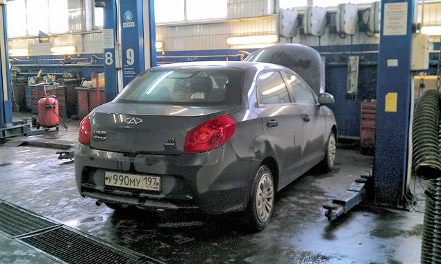 В реальности цены на обслуживание в Москве и Московской области будут выше рекомендованных: ТО-1 обойдется от 2120 до 7226 рублей, ТО-2 -- от 4155 до 10000 рублей, ТО-3 -- от 5160 до 10000 рублей, ТО-4 -- от 5000 до 11300 рублей, а стоимость нормо-часа колеблется от 800 до 1250 рублей. Цены действительны на середину ноября 2011 года.