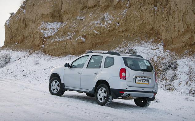 Кроссовер получился на удивление легким для автомобиля такого класса: переднеприводная версия весит всего 1205 килограммов, а полноприводная - 1318 килограммов.