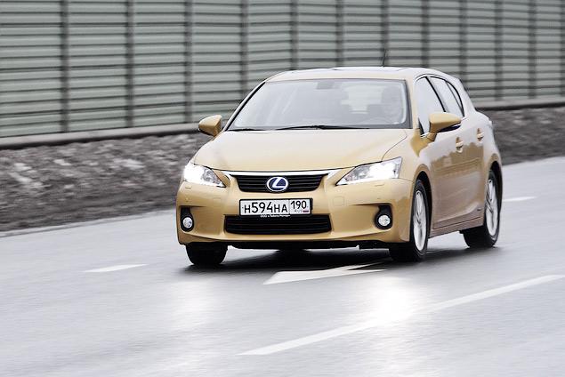 СТ 200h не хватает звезд с неба управляемости и динамики. Его конек другой: плавность хода, комфорт пассажиров, тишина и, конечно, экономичность. Примите его правила игры и вам понравится.