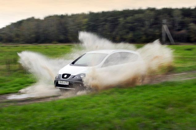 Грязевые ванны ему по душе!