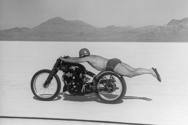 Аэродинамика по-винтажному -- используй свое тело!