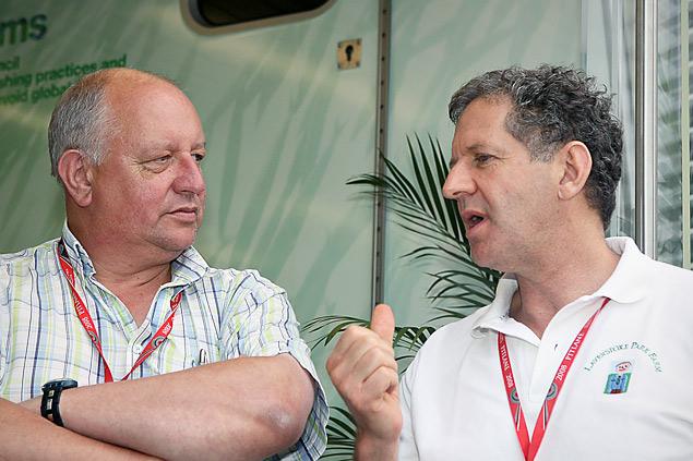 Единственный в Формуле-1 журналист из ЮАР Дитер Ренкен и единственный чемпион мира из ЮАР Джоди Шектер