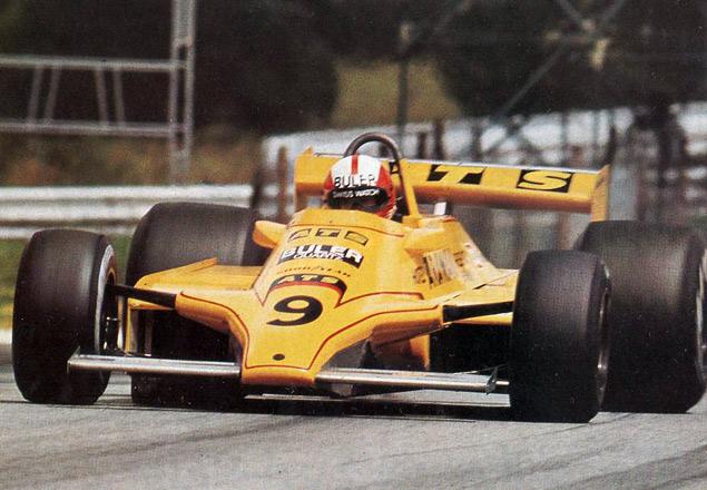 ATS Марка Зурера за несколько минут до аварии на Гран-при ЮАР 1980 года