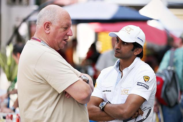 Еще 20 лет назад Ренкен и мечтать не мог о том, чтобы так запросто поговорить с одним из пилотов Ф-1 – теперь они зачастую останавливают его сами