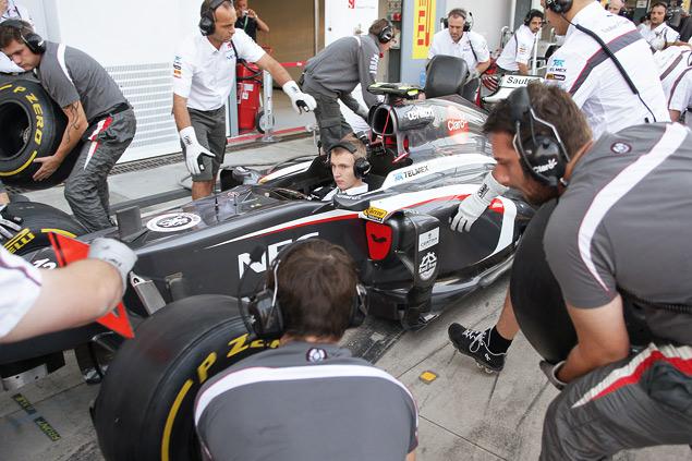 На протяжении полугода Sauber будет готовить Сироткина к дебюту, а заодно и оценивать его