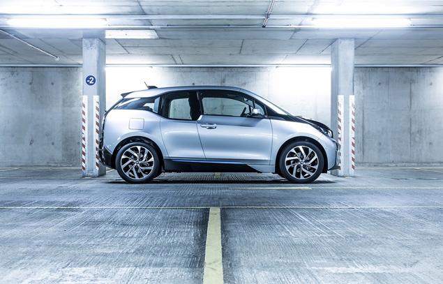 Длина BMW i3 составляет всего 3999 миллиметров: как Opel Corsa.