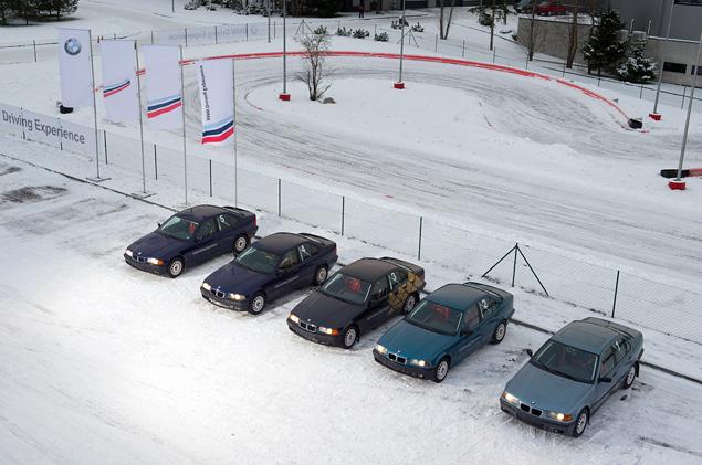 Все "школьные" автомобили одинаковые, но с поправкой на техническое состояние. У одной BMW выбивало третью передачу, у другой была "подуставшая" подвеска. Прям как в прокатном картинге! Но в BMW обещают, что для российской школы все машины будут в идеальном состоянии.