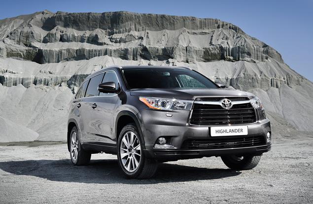 Здоровенная решетка радиатора – на любителя.