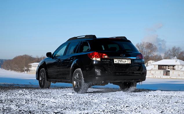 Таким же клиренсом, как у Subaru, могут похвастаться лишь самые серьезные внедорожники да SUV с пневмоподвеской.