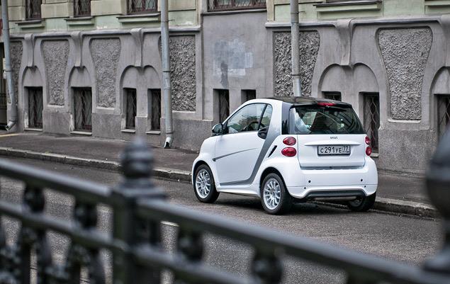 Припарковаться на "Смарте" проще простого.