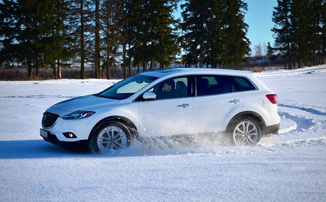 Огромные 20-дюймовые колеса - это, конечно, красиво, но без них плавность хода стала бы гораздо лучше.