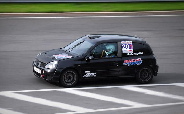 На "Смоленском кольце" Максим Белоцкий выигрывал Гран-при «Полета на Луну», Гран-при "Юлии Чесноковой" и Гран-при "Мира и Труда" в рамках серии RHHCC.