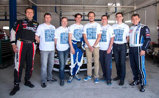 Слева направо: Андрей Севастьянов (глава команды B-Tuning), Павел Палкин, Павел Казаков, Максим Белоцкий, Михаил Цымбал (главный редактор "Мотора"), Степан Кондрашов, Максим Ахтямов и Михаил Лепехов (руководитель "Академии Ралли").