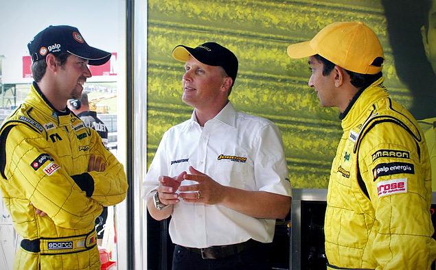 С пилотами Jordan Тьяго Монтейро (слева) и Нараином Картикеяном