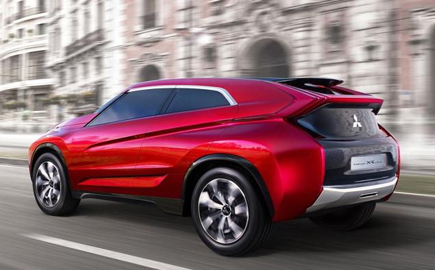 Прототип Mitsubishi XR-PHEV не только показывает будущую дизайнерскую концепцию марки, но и намекает на новый "гражданский" кроссовер.