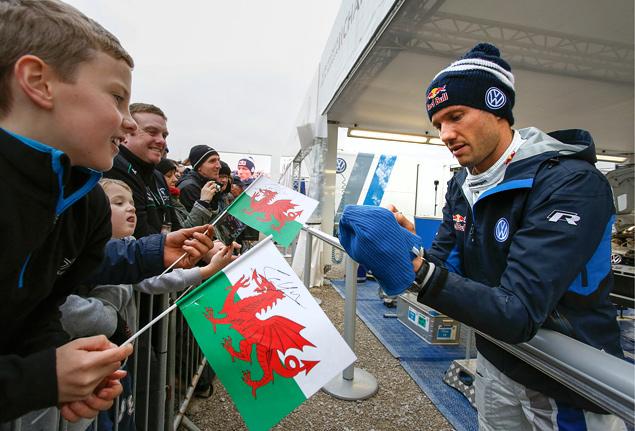 Одной левой