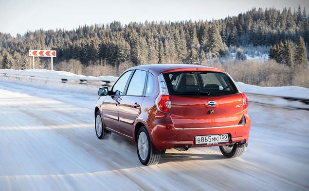 Управляемость хэтчбека mi-DO не вызывает серьезных вопросов, однако на высокой скорости автомобилю не хватает стабильности