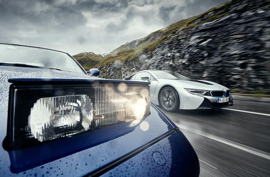 Две сорванные башни