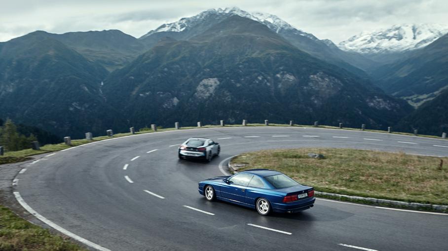 Всего было выпущено 30621 экземпляров 8 серии E31. Из них 1510 машин были в версии 850 CSi - 57 из них были переделаны в «Альпины» B12 5.7.