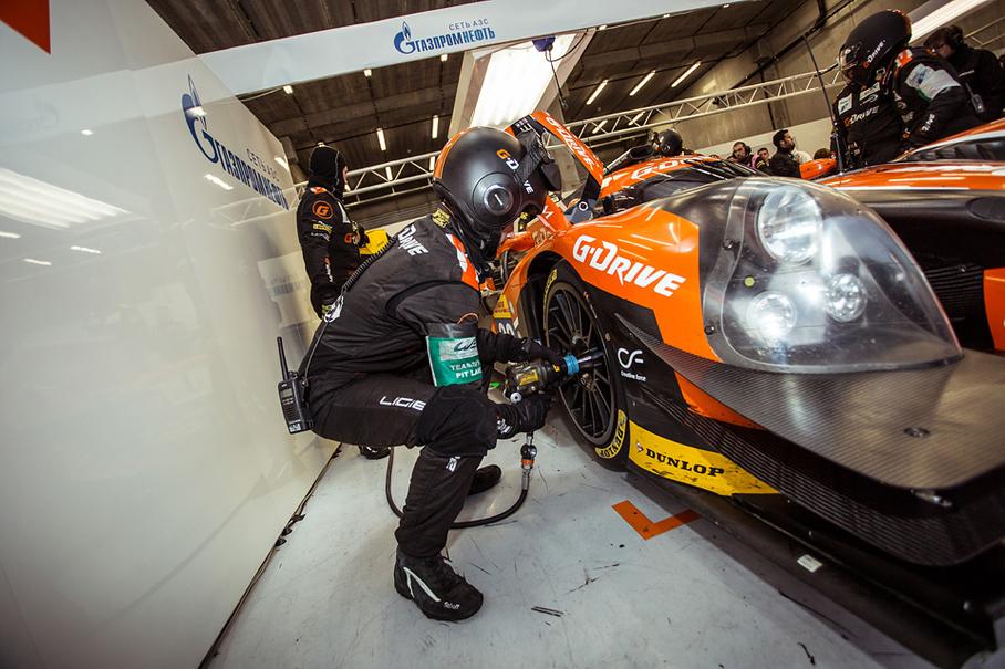 Кровь, боль и пот: одна гонка в роли механика