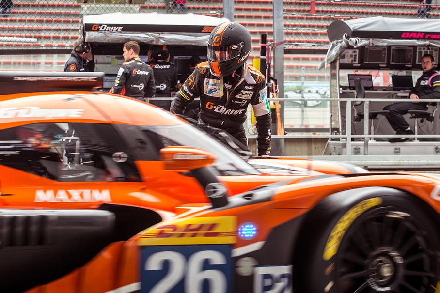 Кровь, боль и пот: одна гонка в роли механика