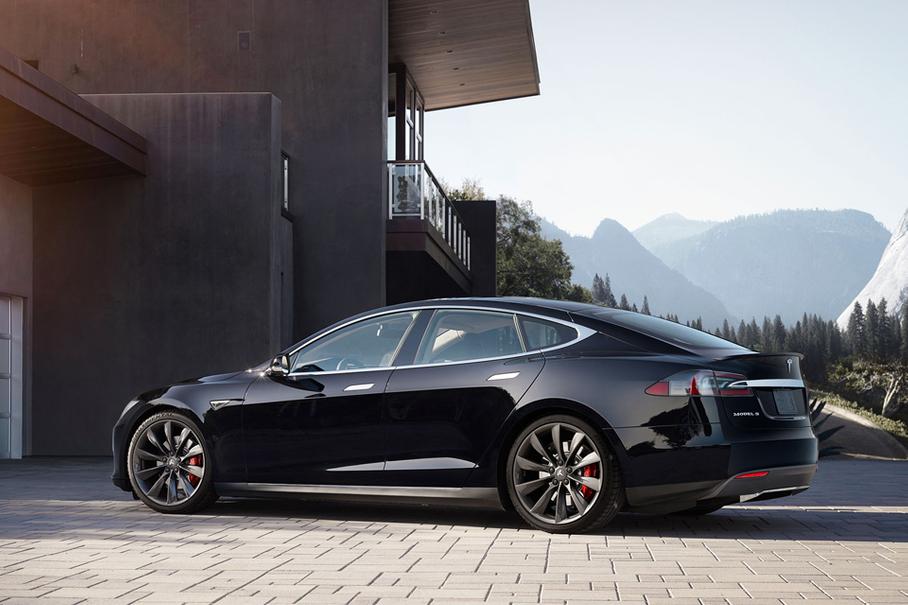 Почему Tesla теряет деньги