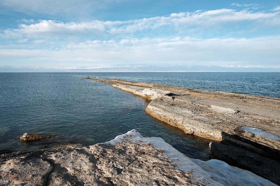 Точки над Ы