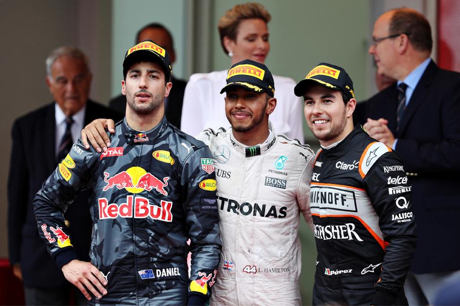 Назло Риккардам