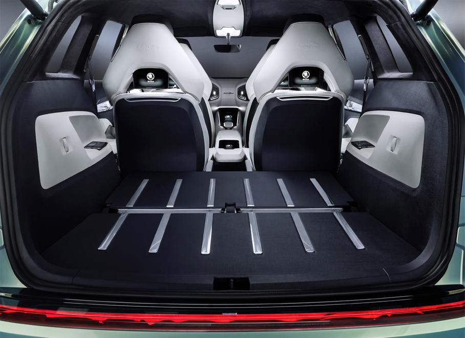 Изображений серийного багажника пока нет, поэтому вот вам картинка с концептуальным. У готовой машины все не так, но тоже хорошо.