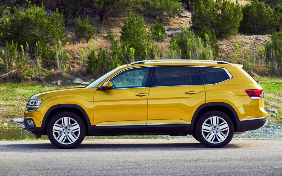 «Геометрия» у VW Teramont совсем не внедорожная, но дорожный просвет достаточный — 203 миллиметра. Причем заявленная цифра полностью соответствует реальной.