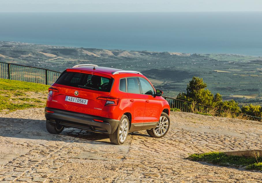 Если бы начальный Karoq в России стоил дешевле «Тигуана» на те самые 2 285 Евро, как и в Германии, то цены на него начинались бы с 1 194 000 рублей