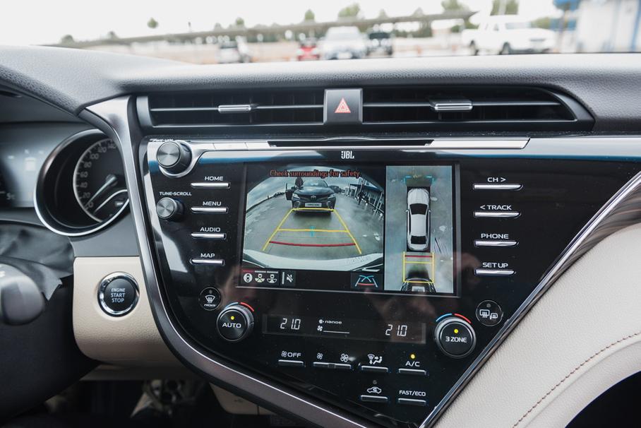 Диванная экспертиза