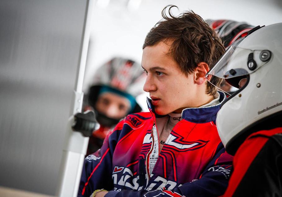 Страна выбрала «Народного пилота»