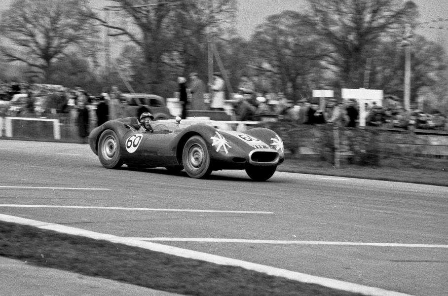 1958 год: Скотт Браун за рулем Lister "Knobbly"